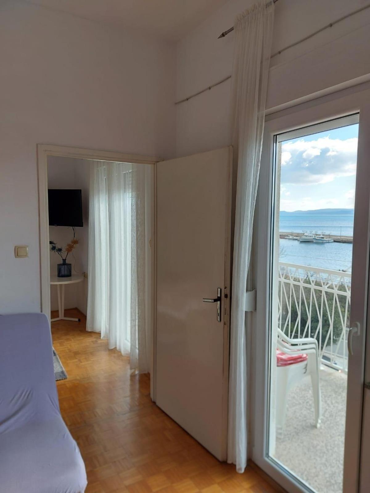 Apartments By The Sea Duce, Omis - 2731 Dugi Rat Rom bilde