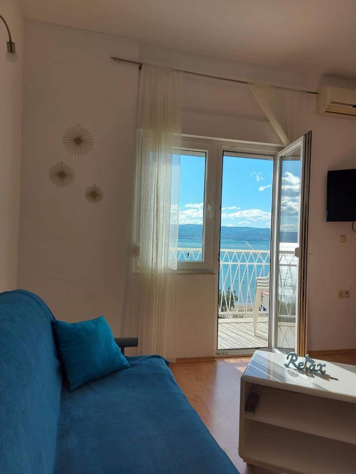 Apartments By The Sea Duce, Omis - 2731 Dugi Rat Rom bilde